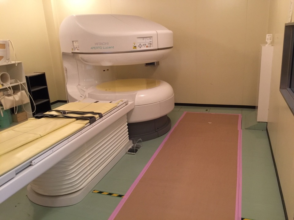 Aperto Lucent 0.4 Tesla - Accuracy: 100  %