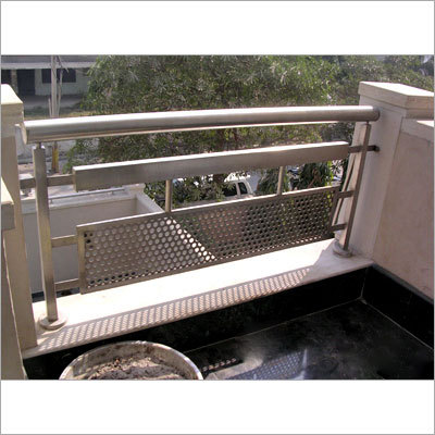 बालकनी स्टील रेलिंग