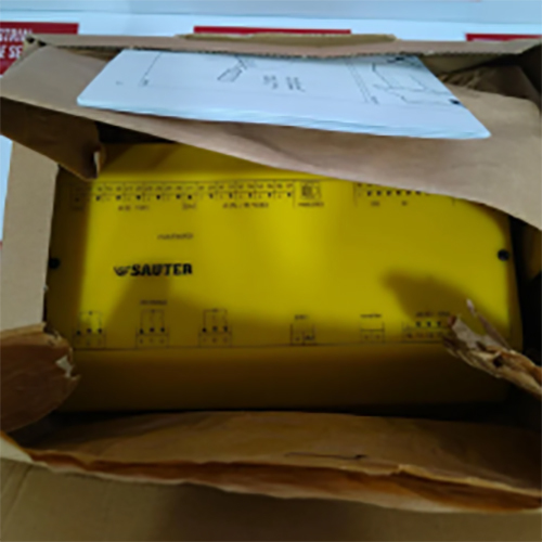 Sauter EYR 203 F001 Universal Controller