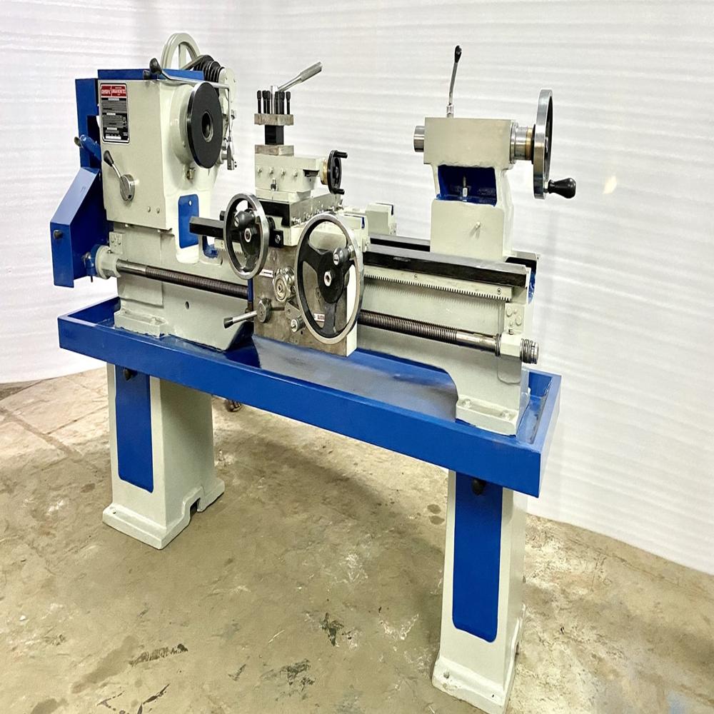 Medium Duty Lathe Machine - Automatic Grade: Automatic