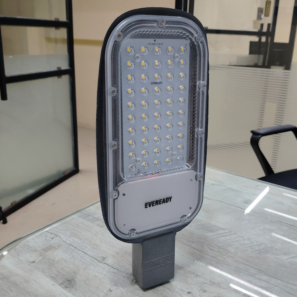 Eveready Sensor Citylite Mini 45-Watt LED Street Light (grey)  LEDSLSEO45I5-PC