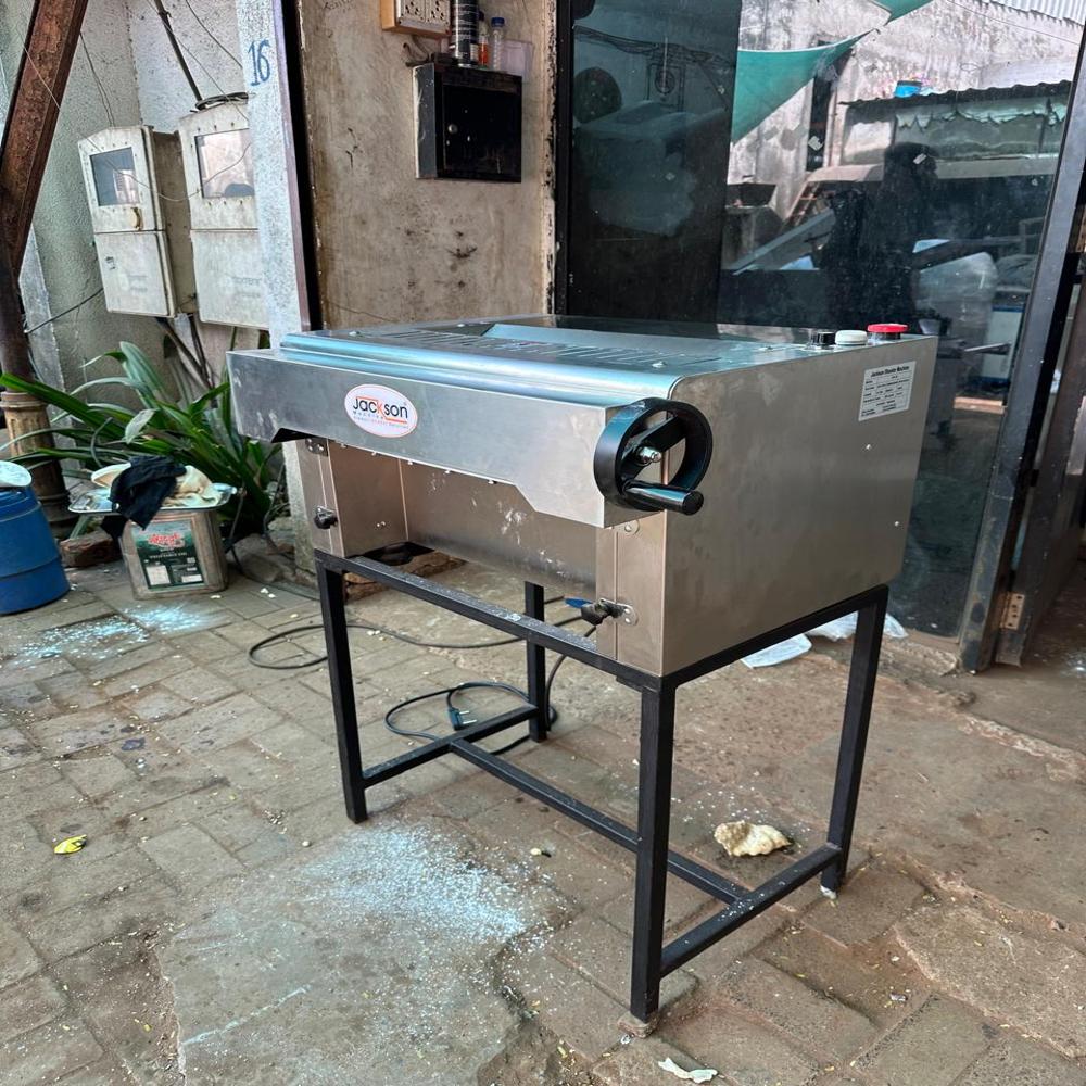 Table Top Dough Sheeter Machine - Automation Grade: Ss