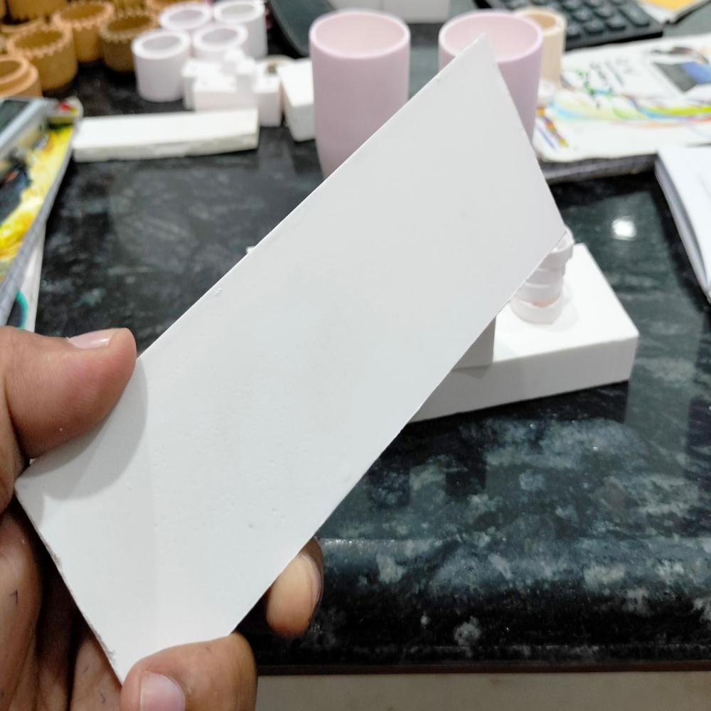 Alumina Wear Resistant Tiles