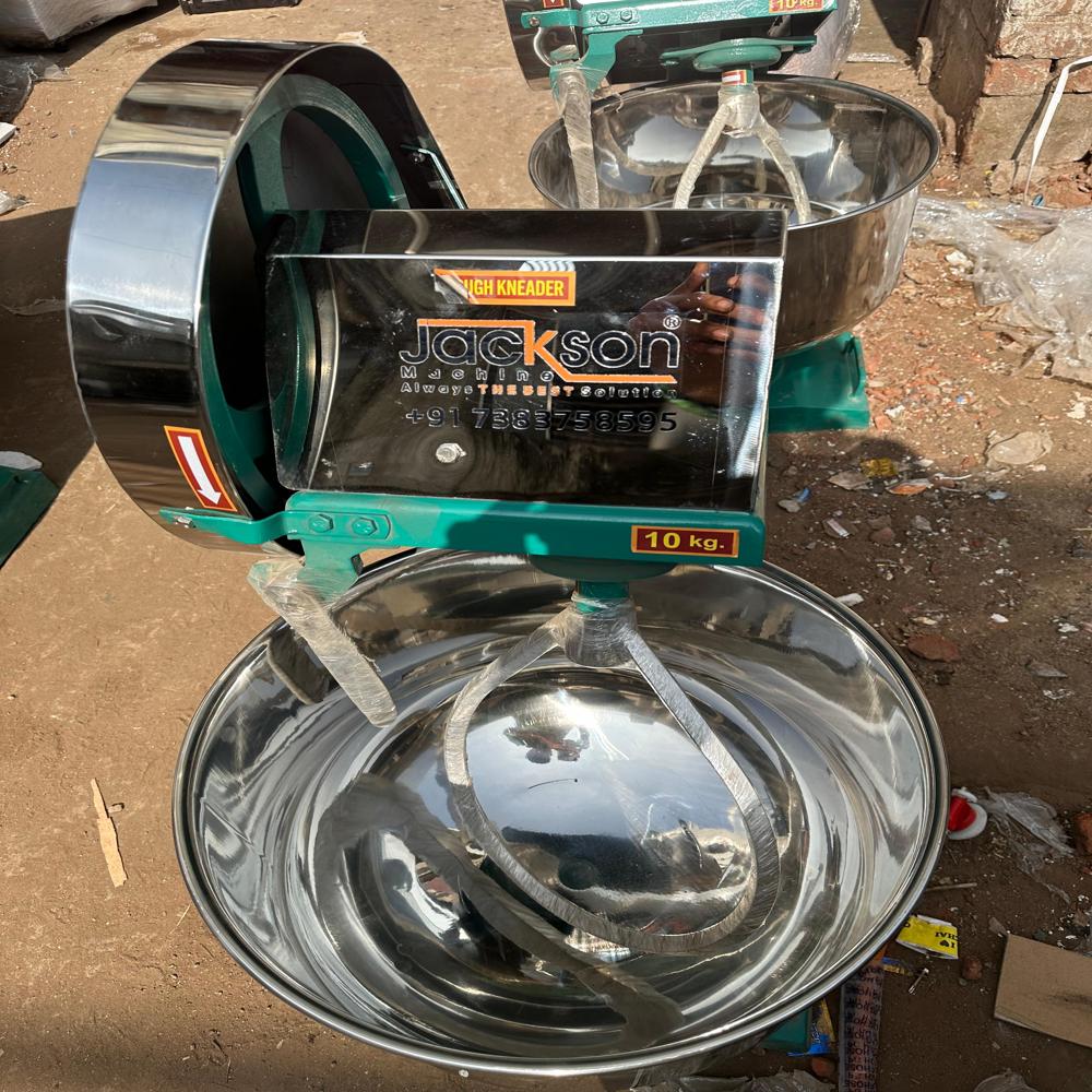 Aata Kneading For Samosa