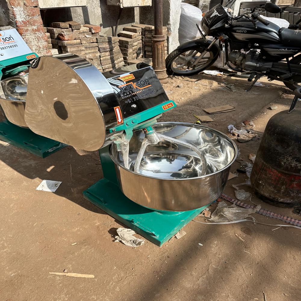Aata Kneading For Samosa