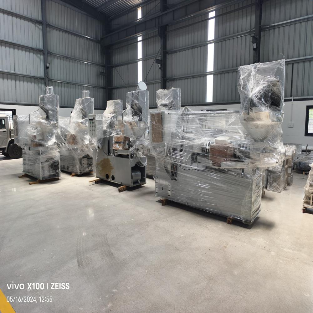 Neem Karnal Screw Press Oil Machine (100 KG)