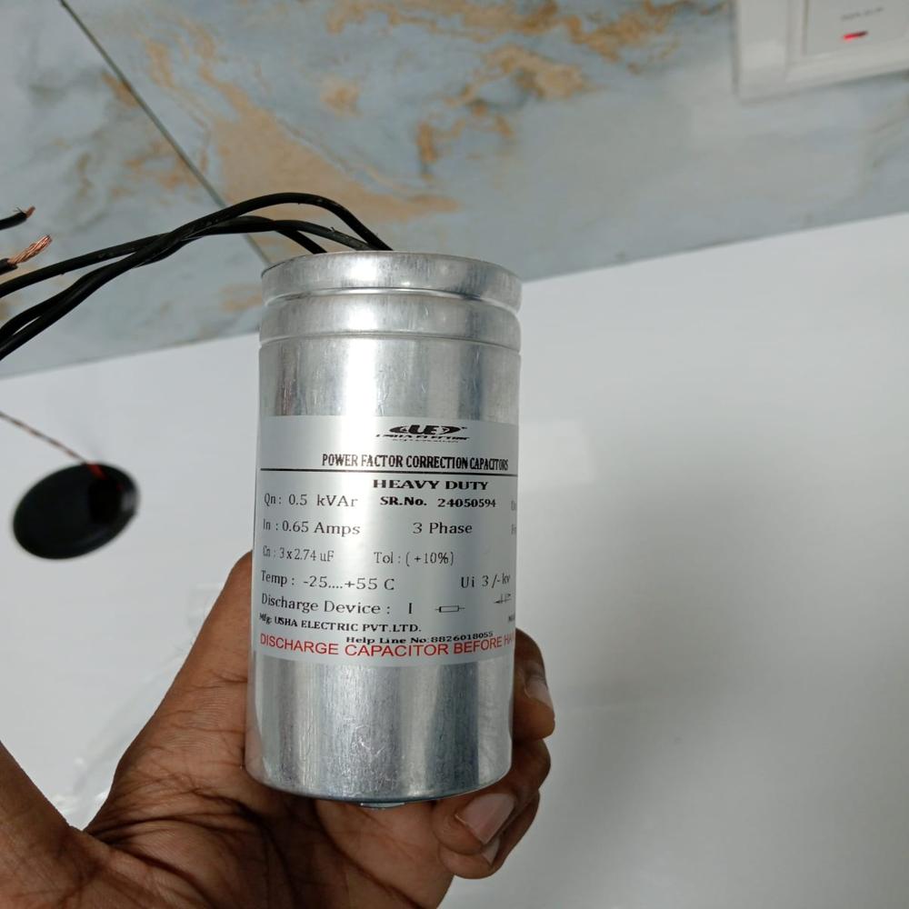 CYLINDRICAL TYPE CAPACITOR