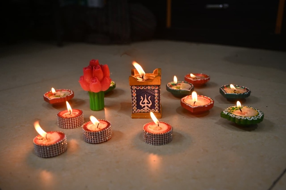 Plain Decorative Diya