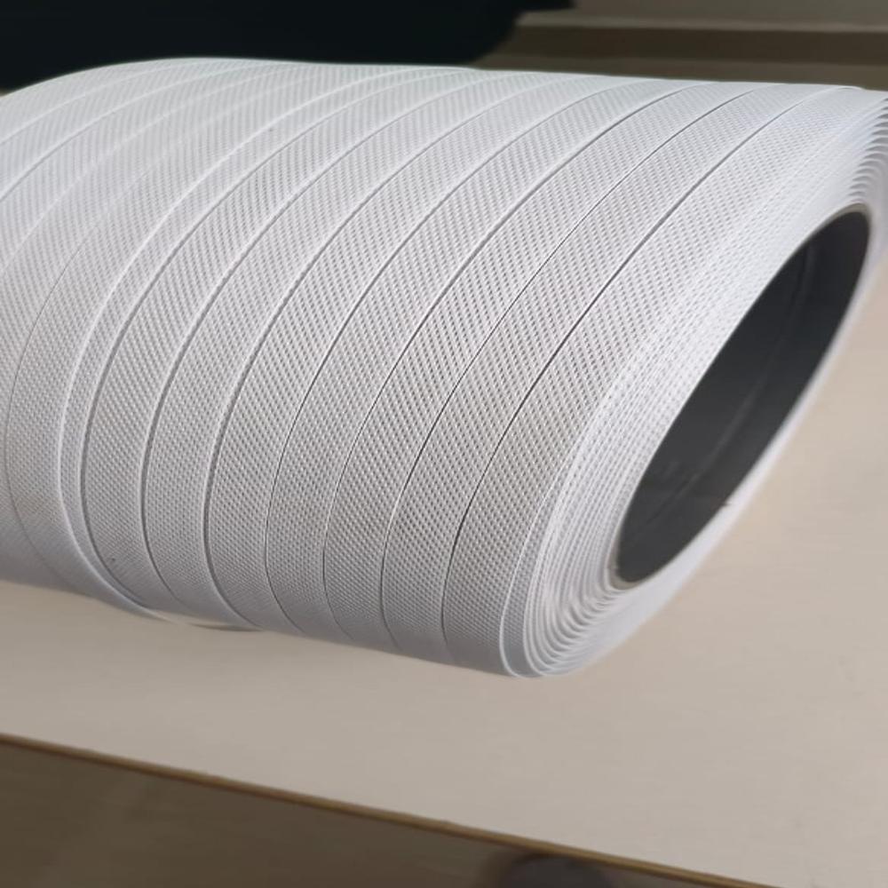 Polypropylene strapping roll