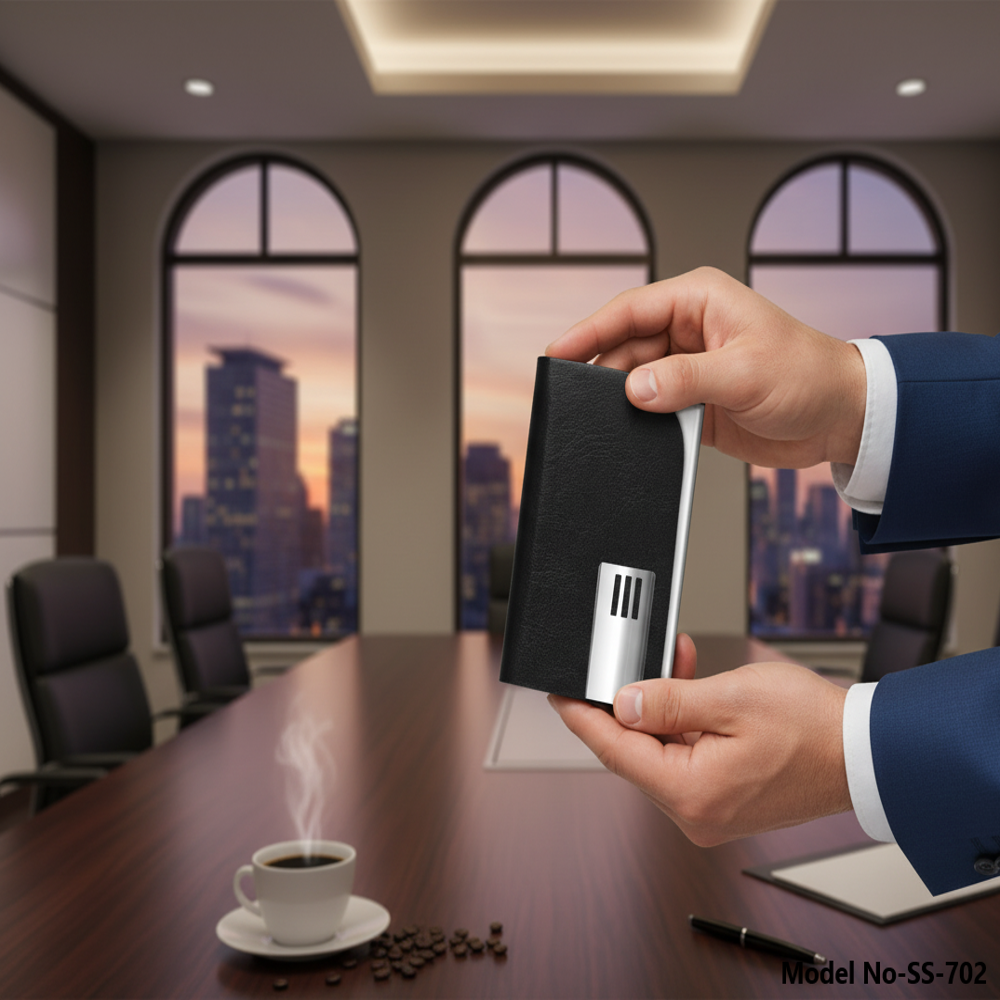 Metal Card Holder with Magnetic Shut Button (SS-702)