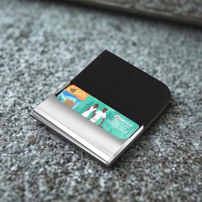 Metal Card Holder with Magnetic Shut Button (SS-702)