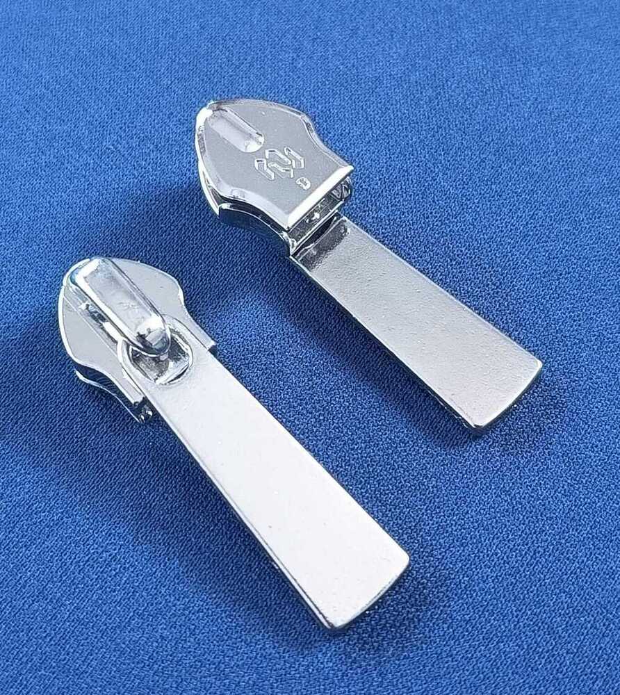 Brand Leather Logo (H)