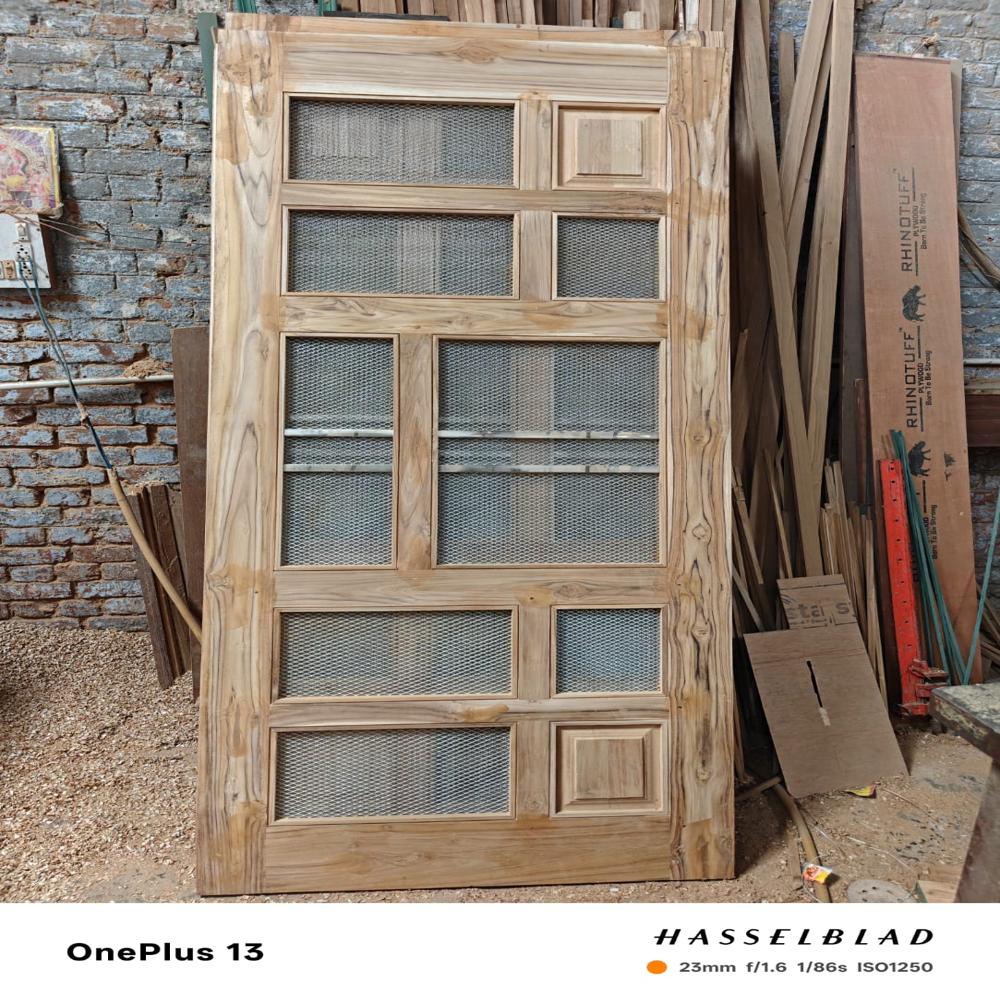 Jali Wooden Door - Color: Brown