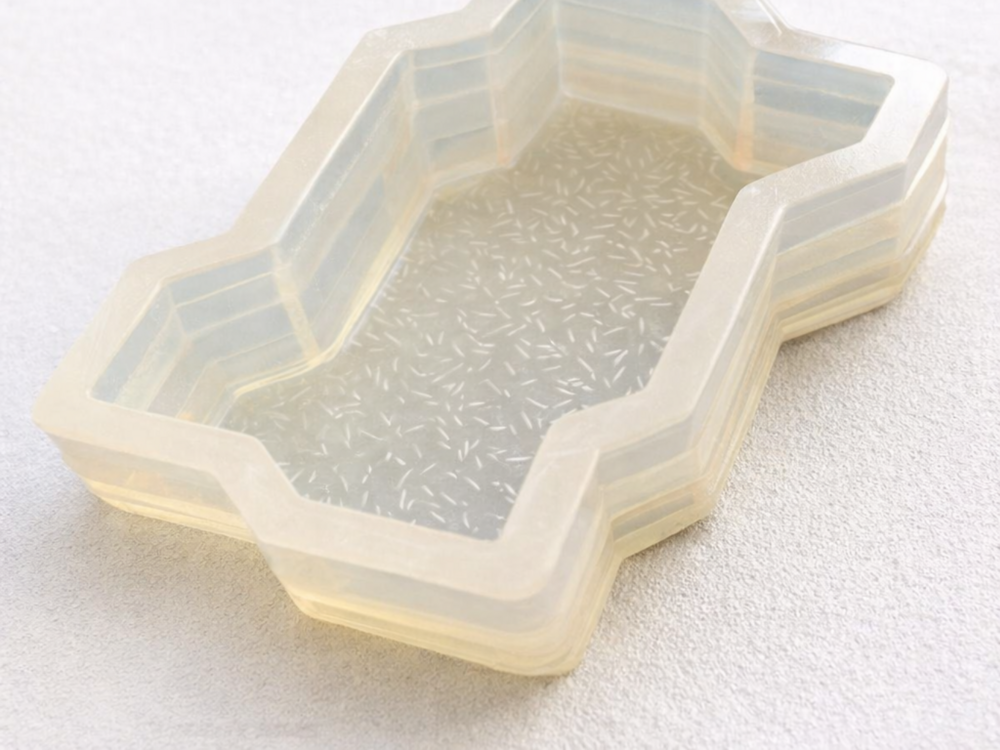 Paving Block Mould Ap-101 Zigzag Pattern - Plastic Pvc Flexible, Glossy Finish, Transparent