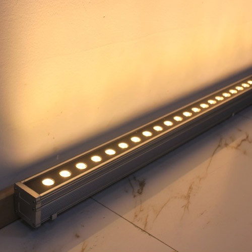 Wipro Arcus Wall Washer Lf01 - Metal Ip65 Rated, 12w Power | Black Powder Coated Finish, Ideal For Artwork Accentuation