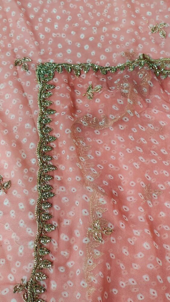 Gold Crush Buti Odhna Dupatta