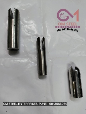 SS 4 inch Round glass Railing Spigot