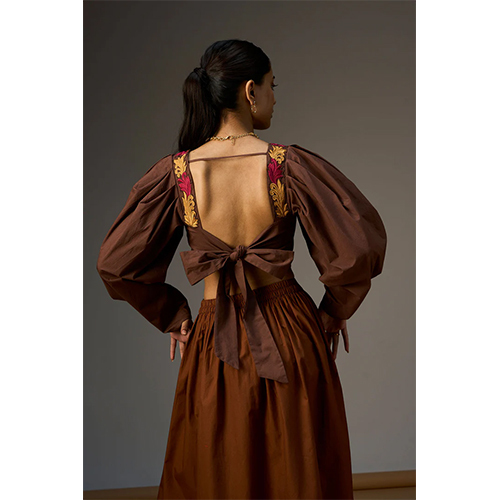 Crop Tops - Color: Brown