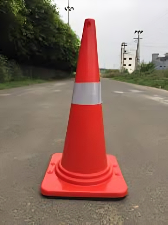 Traffic Cone - Pvc Material, Various Heights And Widths , High Impact Resistance, Flexible Design, Highly Visible Red And White Color