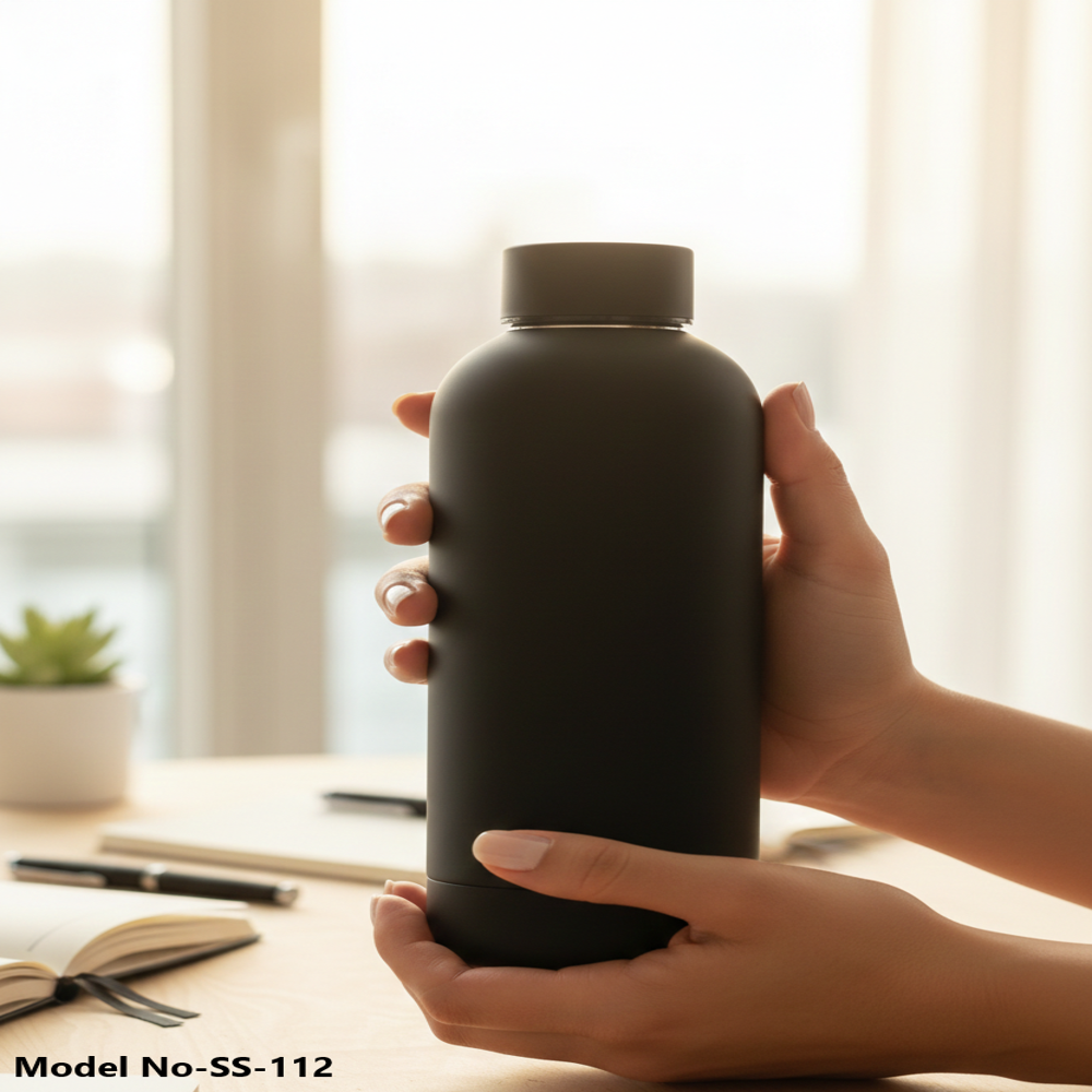 Matte Finish Black Elegant Touch Coating Insulated Vacuum Stainless Steel Flask (Ss-112) - Capacity: 500 Milliliter (Ml)