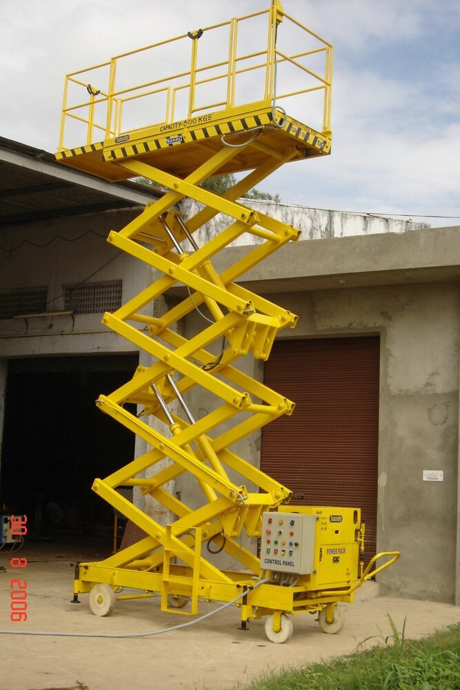 Electric Scissor Lift Table - Capacity: 230-450 Kg
