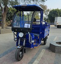Loading E Rickshaw - Features: Durability