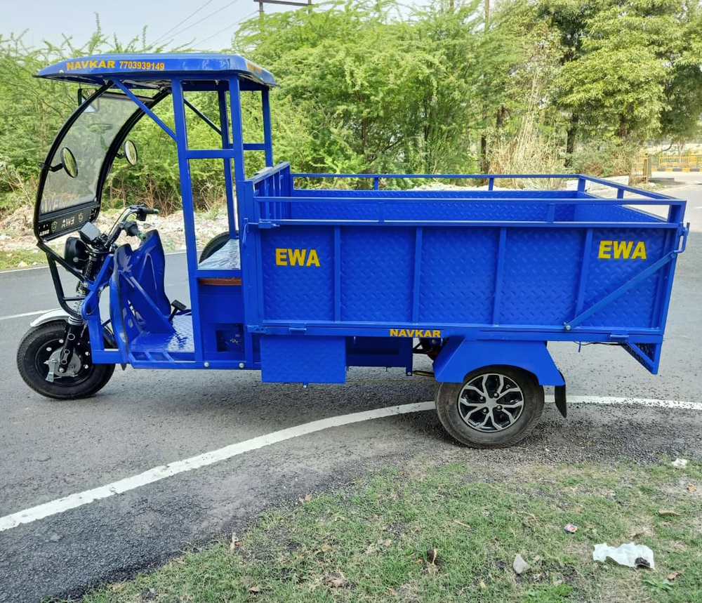 Battery Operated E-Rickshaw Loader - Features: Easy To Use