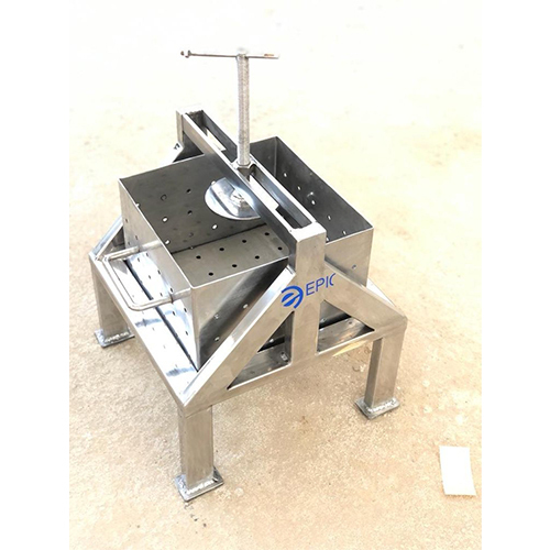 Manual Paneer Press Machine - Capacity: 20 Kg/hr