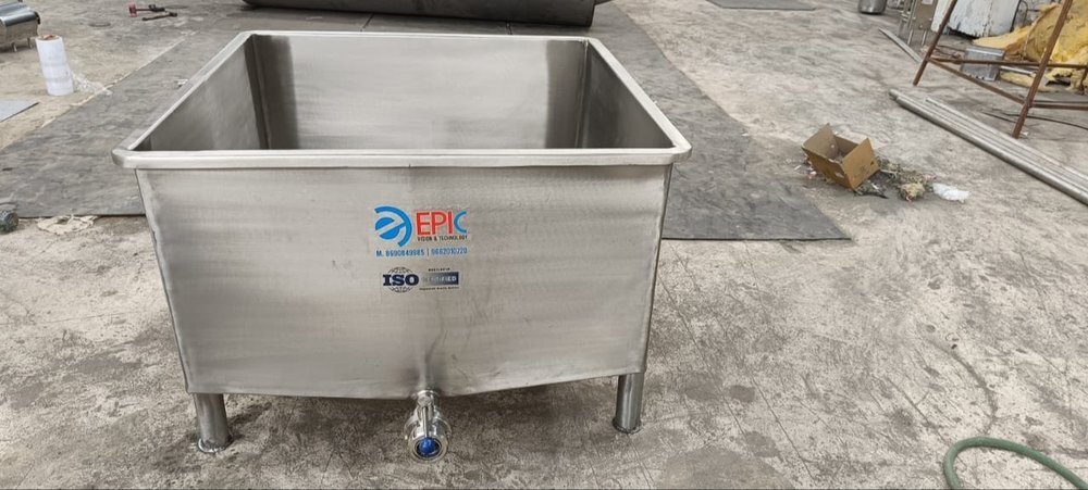 Stainless Steel Dump Tank - Color: Silver