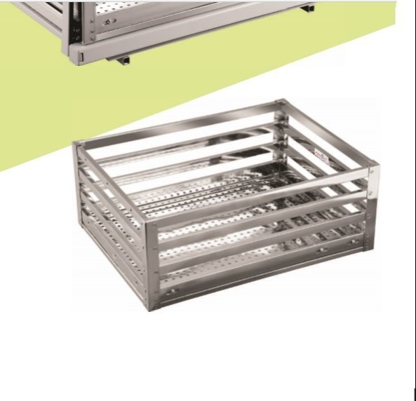 Ss Grain Trolley - Capacity: 50 Aca A 150 Kg (Depending On Size)