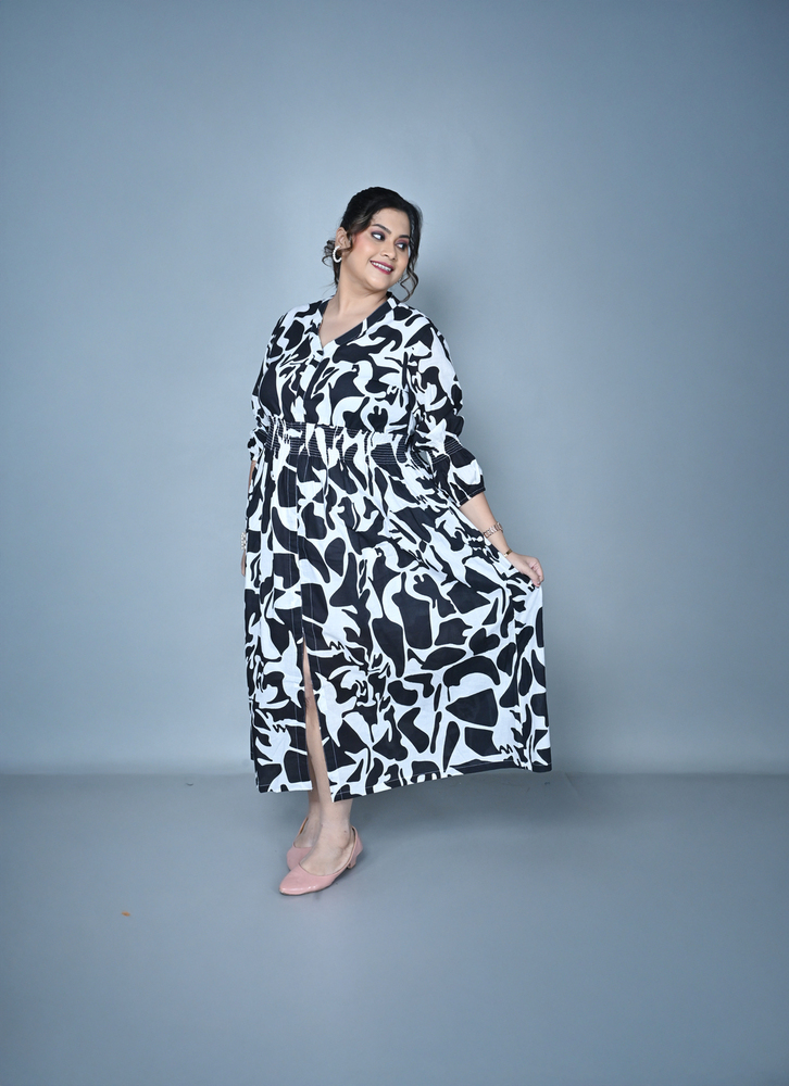 Front Slit Maxi Dress Manufacturer - Color: White And Black