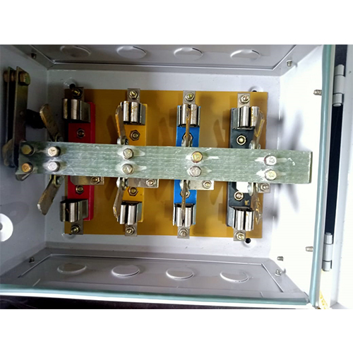 32 Amp Dp Change Over Switch - Color: Silver