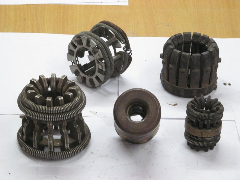 Vacuum Circuit Breaker Single Tulip Contact