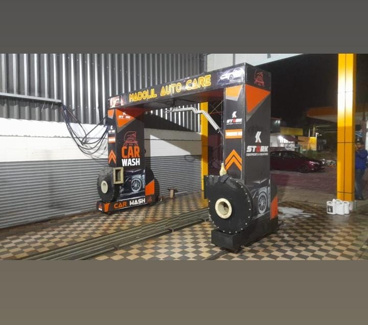 Semi Automatic Car Washing Machine - Material: Stainless Steel