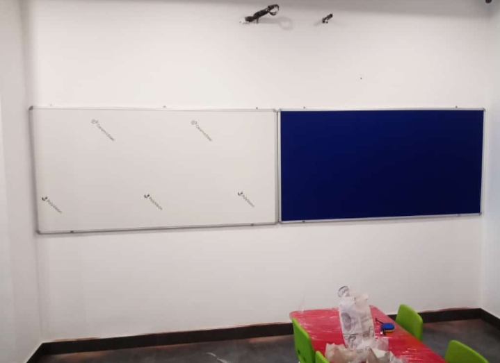 Sds07 Combination Non-magnetic Notice Board - Aluminum & Wooden Frame, All Sizes Available | Versatile Use In Office, School, College & Home