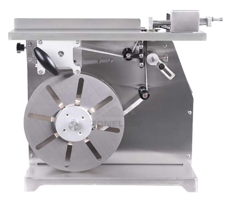 Corner sticker labeling machine