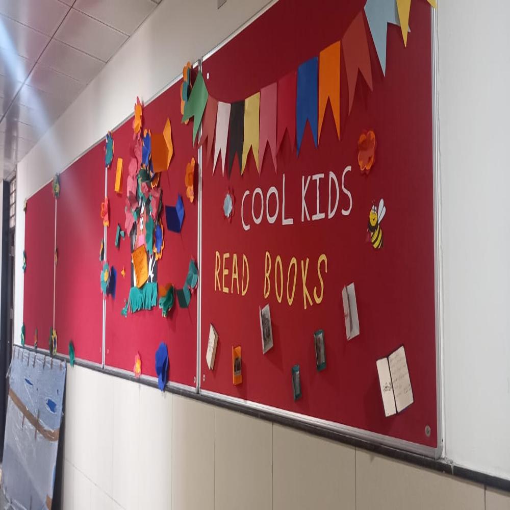 Sds011 Notice Board For School - Non Magnetic Aluminum & Wooden Frame, All Sizes Available | Ideal For Office, School, College, Home