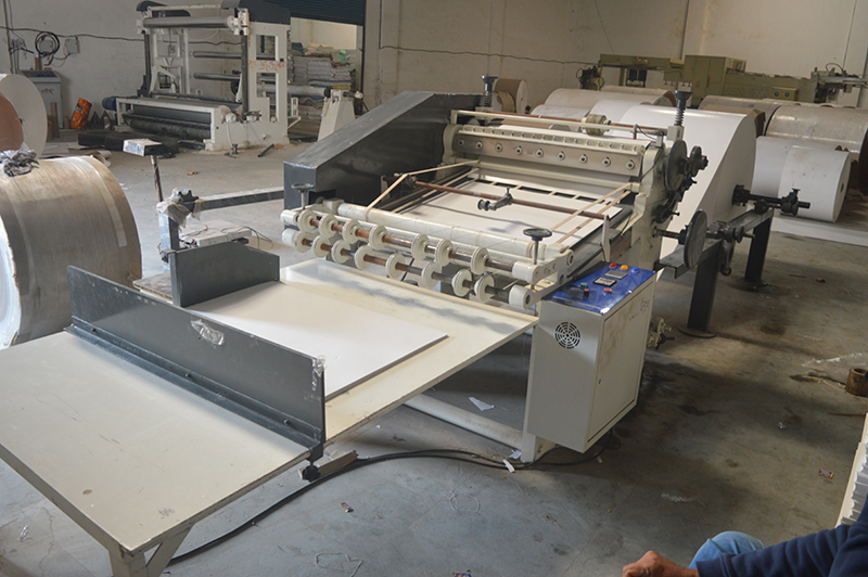 Manual Paper Reel To Sheet Cutting Machine