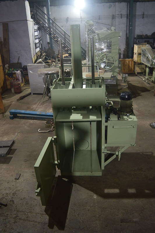 Paper Scrap Baler Machine
