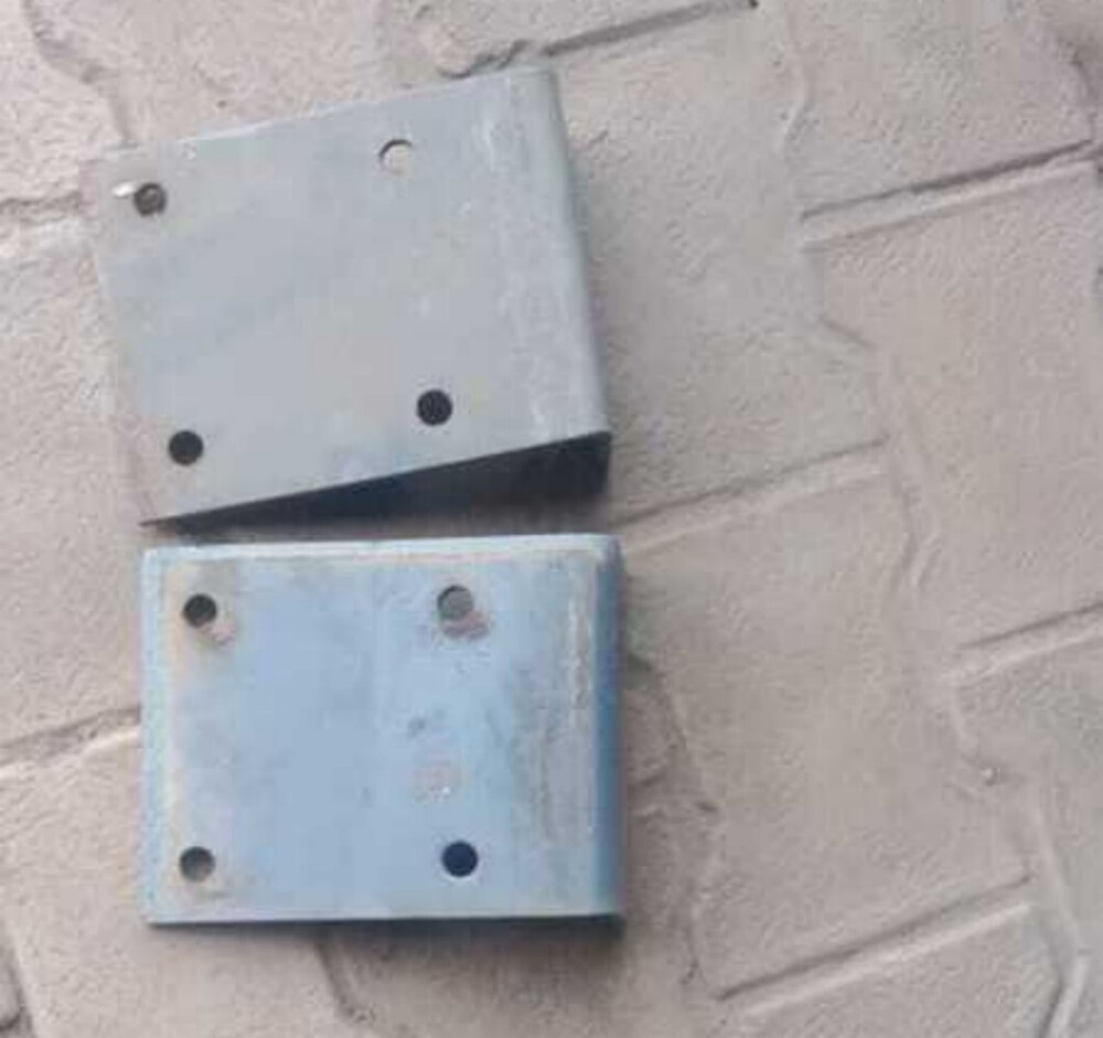 L Shape Wall Bracket (Clip) - Application: Industrial