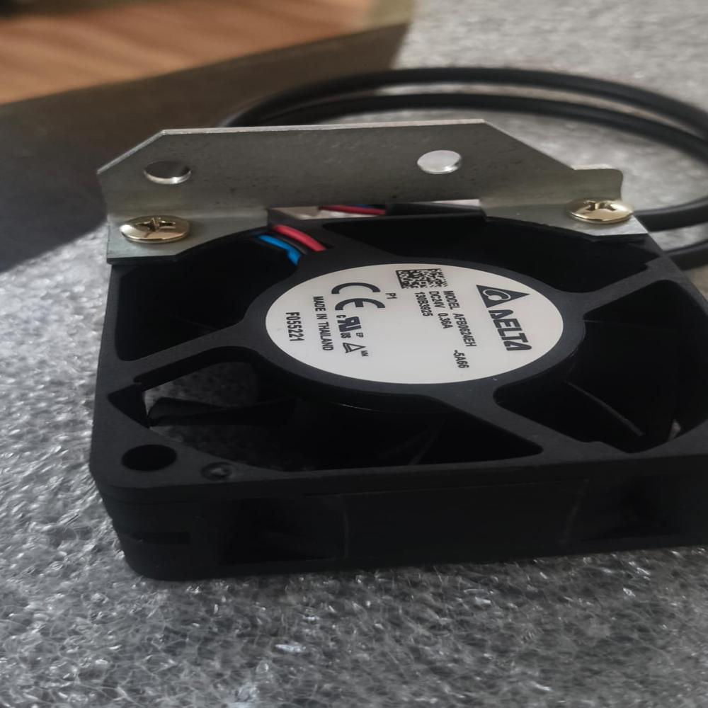 Portable Cooling Fan - Color: Black