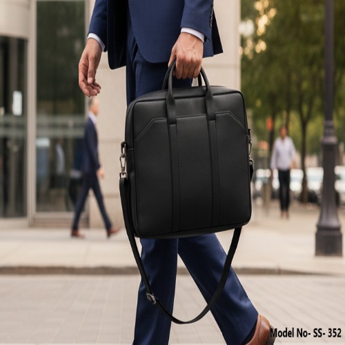 Black Leather Laptop Bag For Office And Professionals (Ss-352) - Dimension (L*W*H): 41 * 7 * 30 Centimeter (Cm)