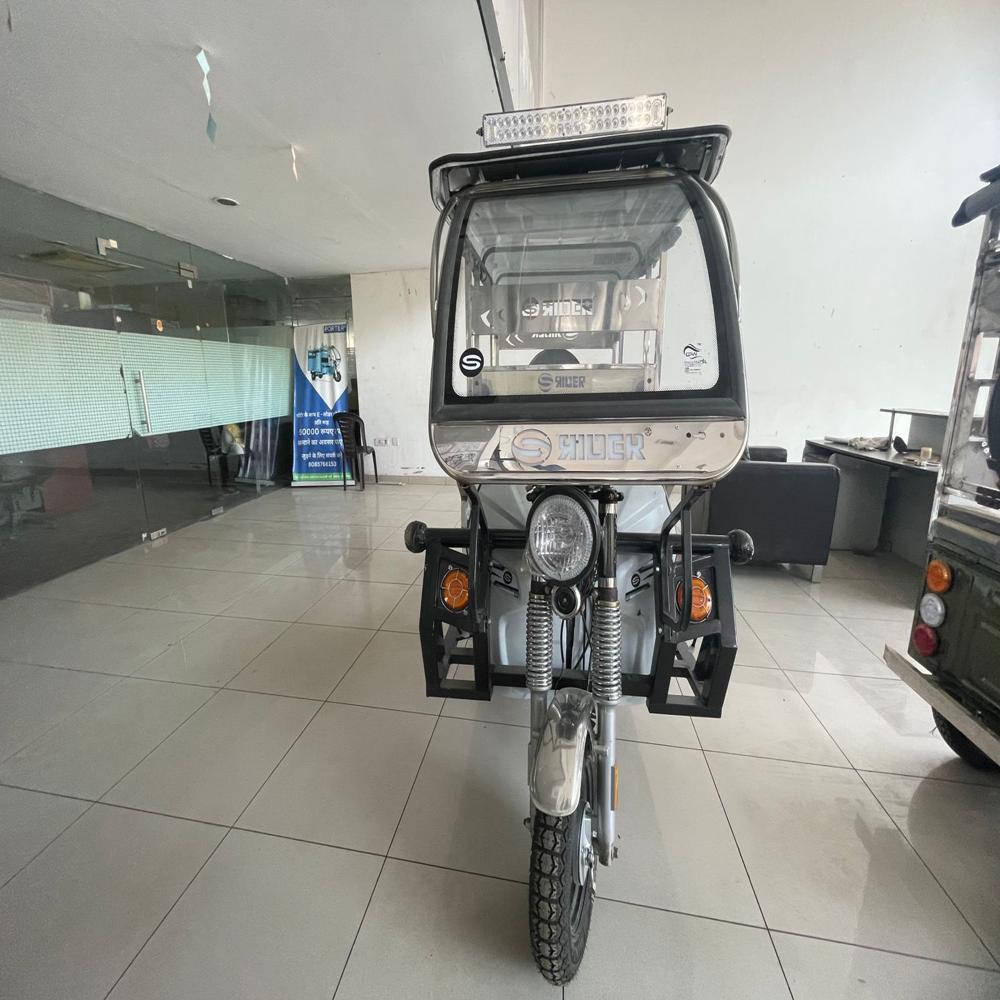 Rider Passenger Rickshaw