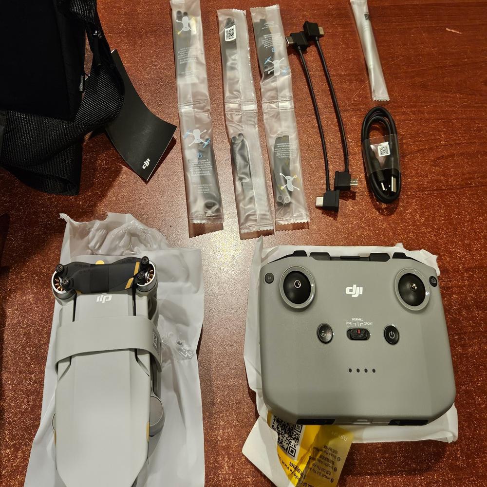 DJI Mini 4K Drone Fly More Combo Drone