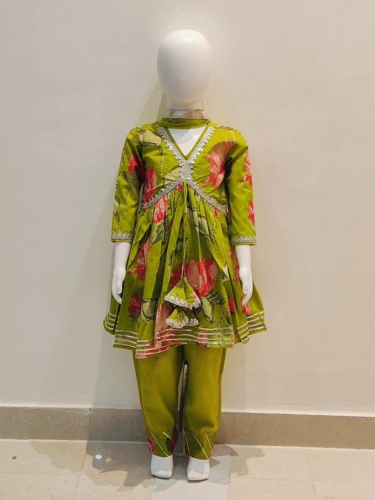 Girls Alia Top With Solid Pant