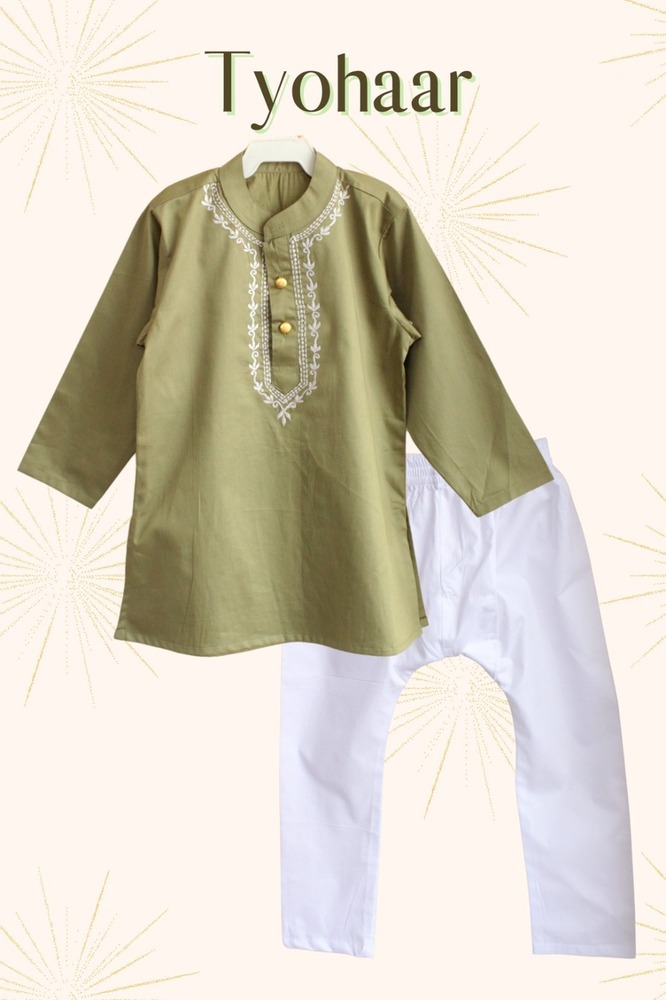 Boys Embroidered Kurta Pajami set