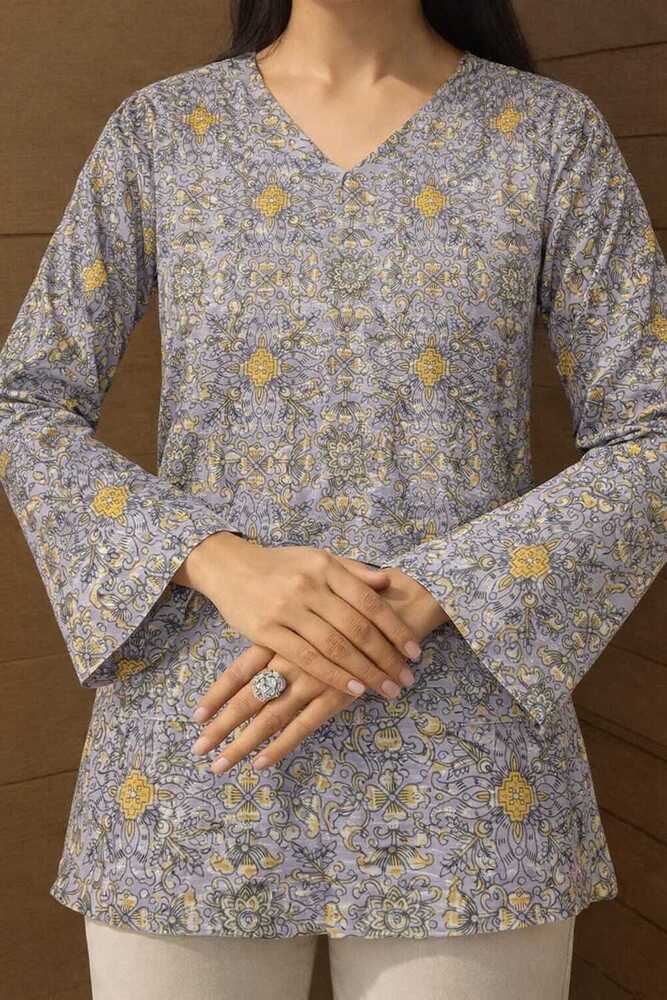 Two Piece Top - Color: Multicolor