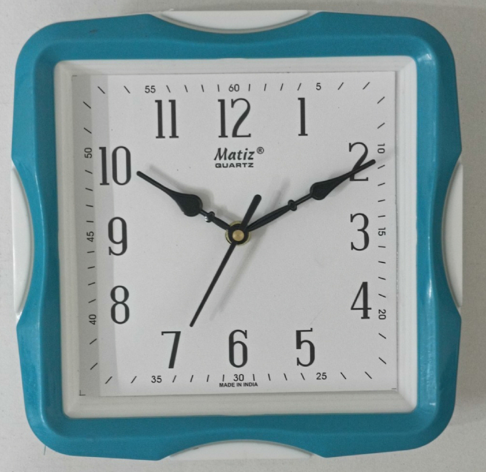 117 8x8 Blue And White Square Wall Clock