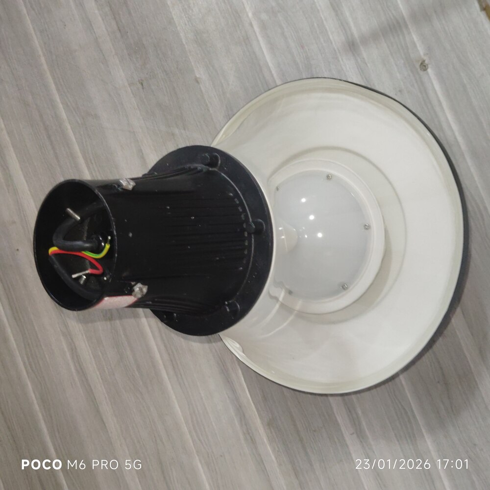 Crompton CBP-610-40-57-SL-CA-NBK 40W Post Top LED Aluminum Lantern