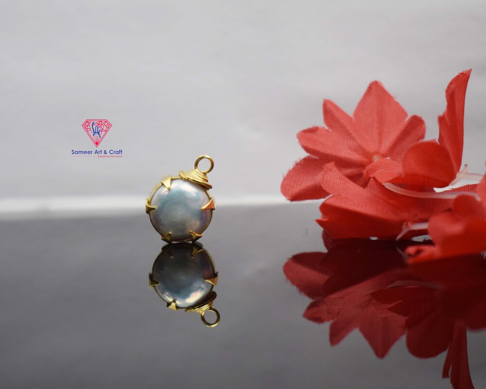 Brass With 18k Gold Plated Natural Baroque Pearl Pendant Round Shape